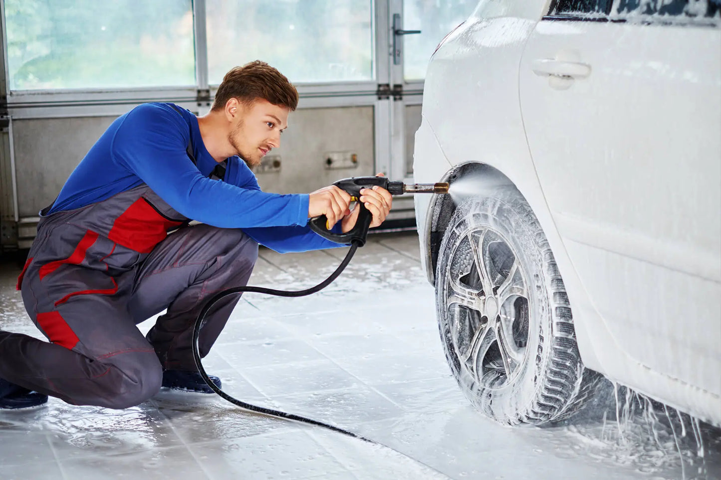 6 Facts About Professional Car Washing