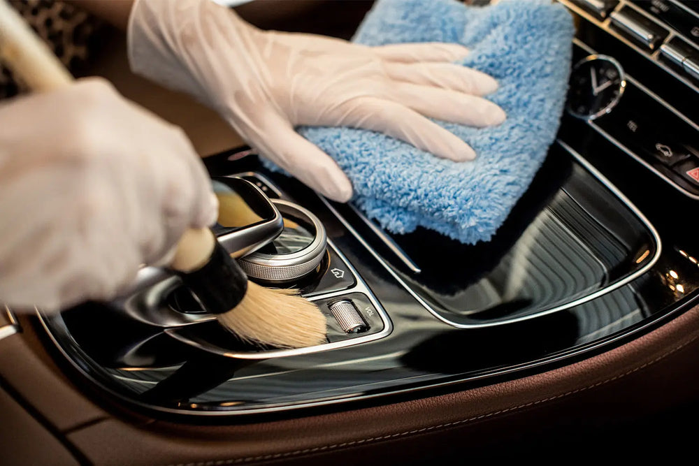 
              Car Detailing Checklist: Everything You Need 