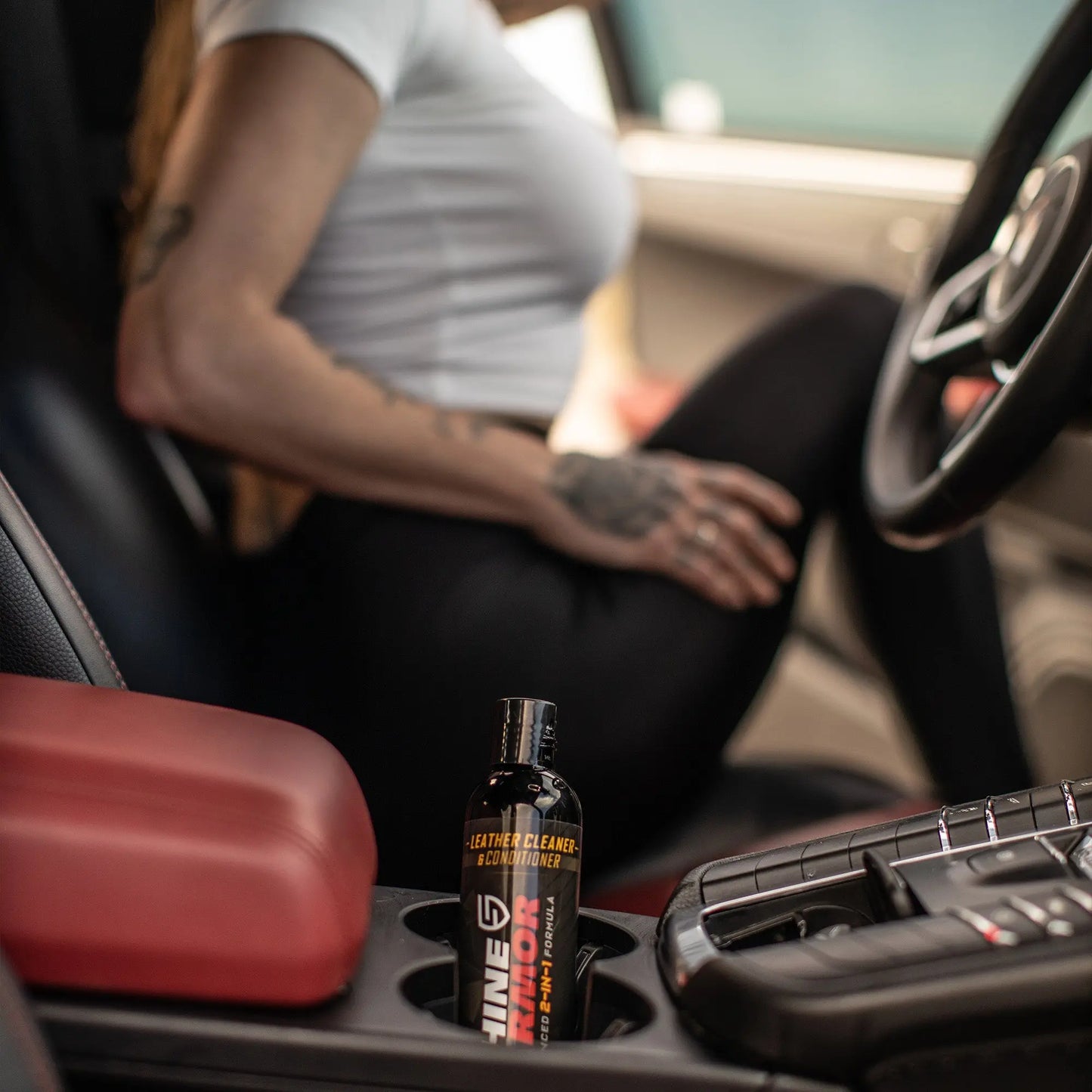 
                  
                    Car Leather Cleaner and Conditioner Shine Armor
                  
                