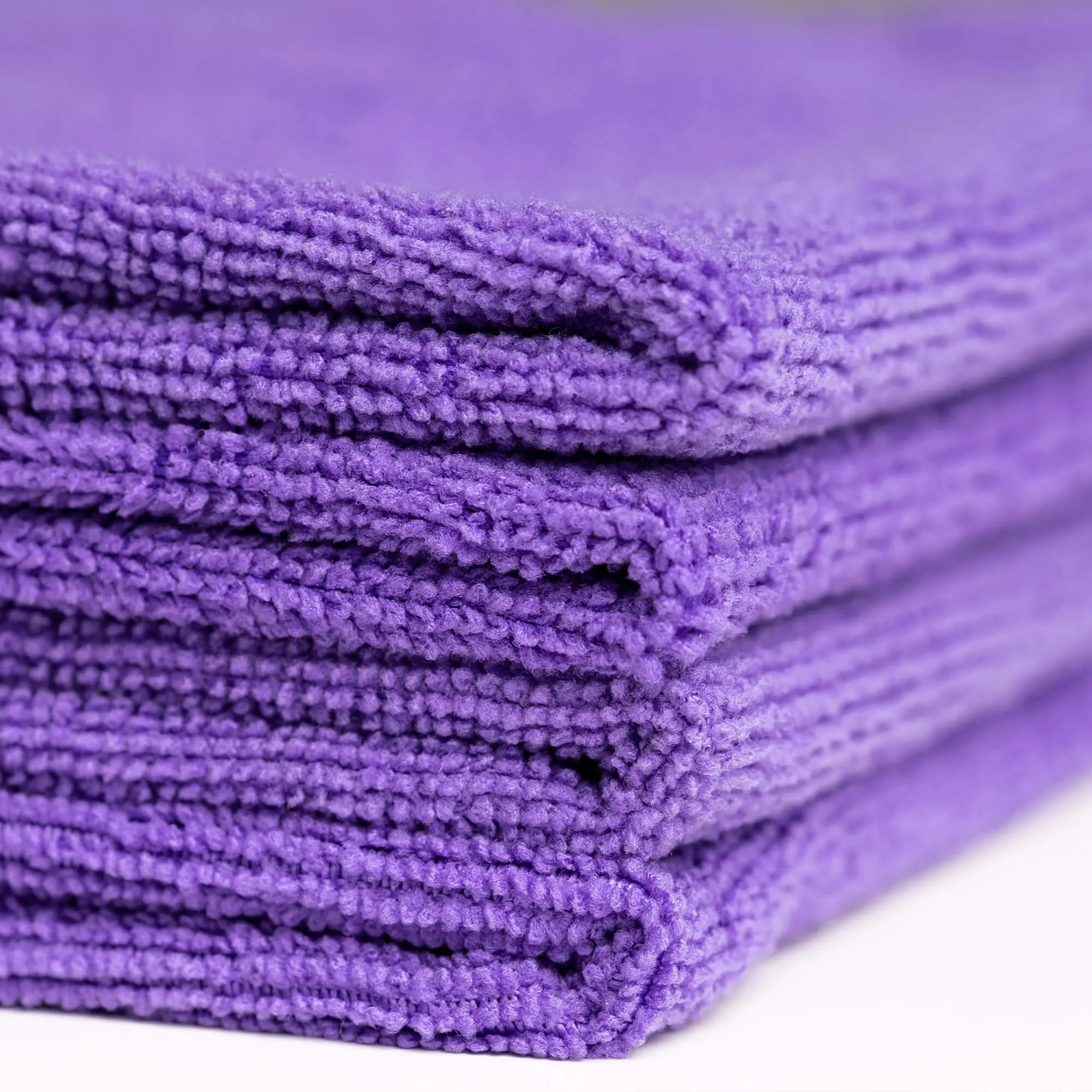 Soft and absorbent microfiber towel