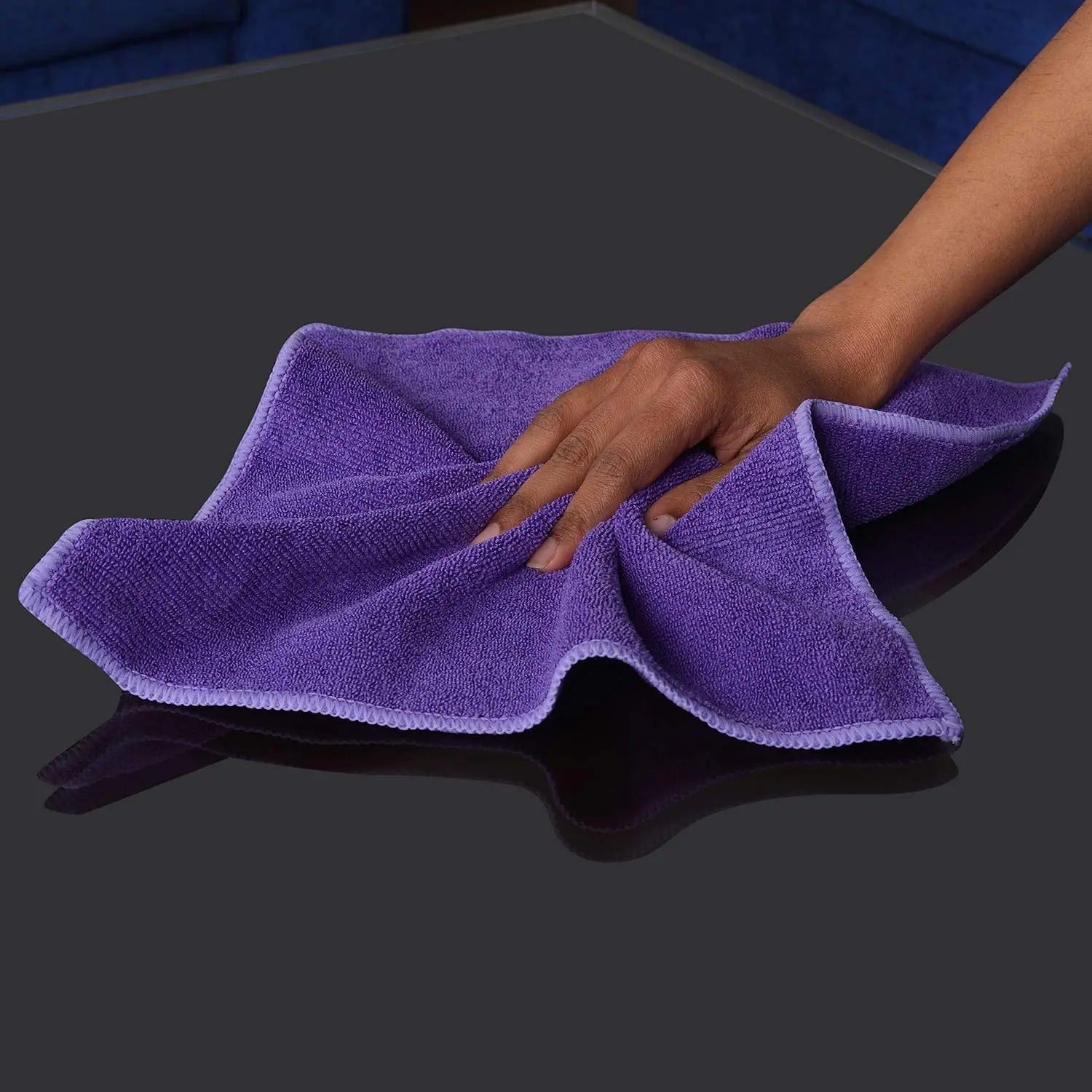 Lint-free microfiber towel for car care